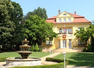 Словакия выслала трех российских дипломатов в связи с убийством Хангошвили в Берлине