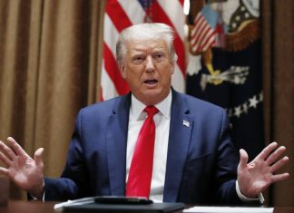 Трамп заявил, что эпидемия коронавируса в США отступает