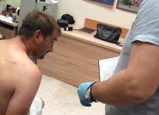 В Белоруссии жена задержанного «координатора протестов» рассказала, как люди в штатском избили ее с мужем и отняли 10 тыс. долларов