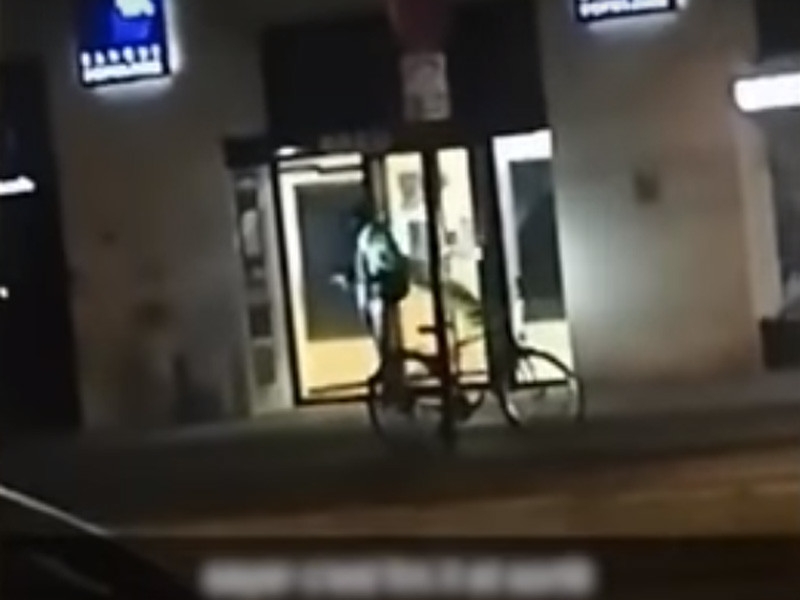 Во французском Гавре мужчина удерживал заложников в банке, требуя "освободить палестинских детей в Израиле"