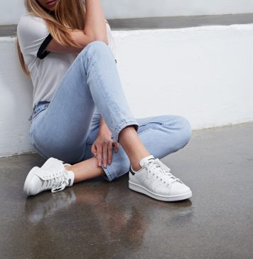 Купить женские кроссовки