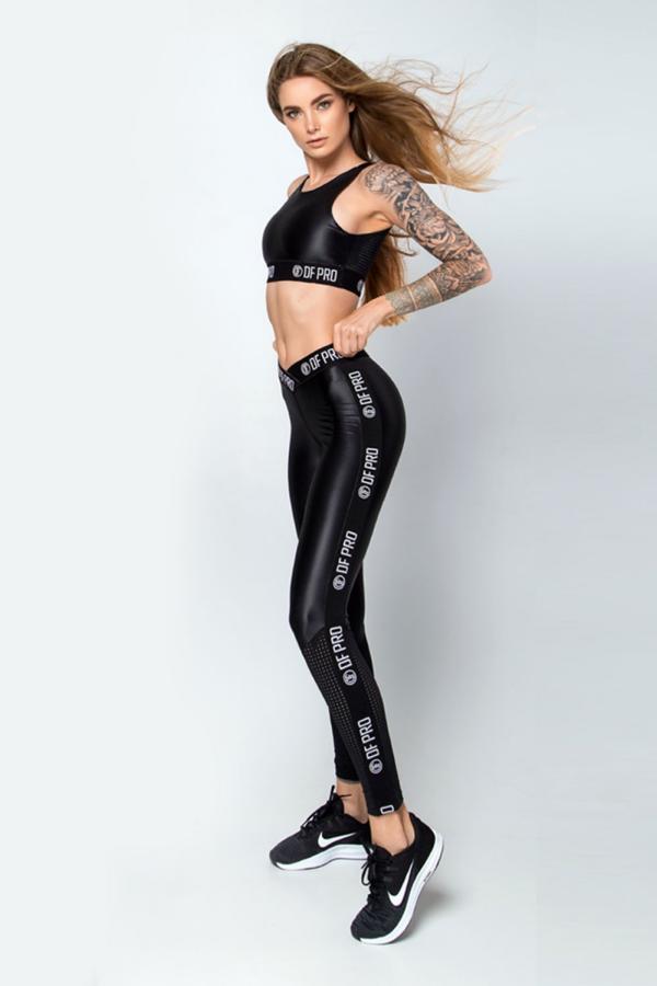 Женский спортивный комплект: каким он должен быть