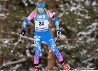 Российские биатлонисты Павлова и Елисеев победили в Рождественской гонке