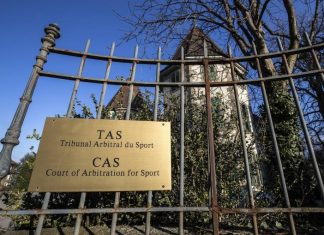 Российские спортсмены на два года лишились флага и гимна страны на ЧМ и Олимпийских играх