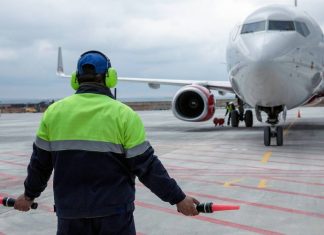 Саудовская Аравия приостановила международное авиасообщение