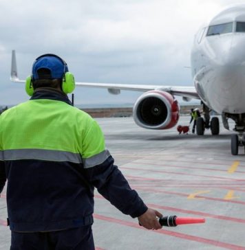 Саудовская Аравия приостановила международное авиасообщение