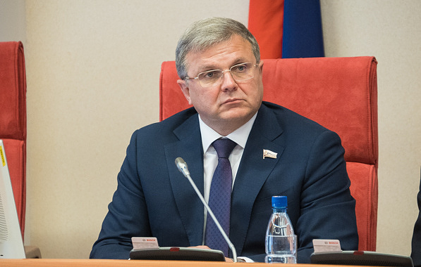 Спикер Ярославской облдумы Алексей Константинов погиб в ДТП под Тверью