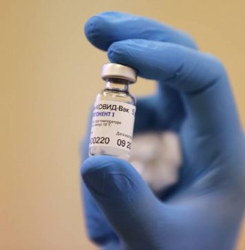 Аналитик Bloomberg рассказал, почему стоит доверять вакцине «Спутник V»