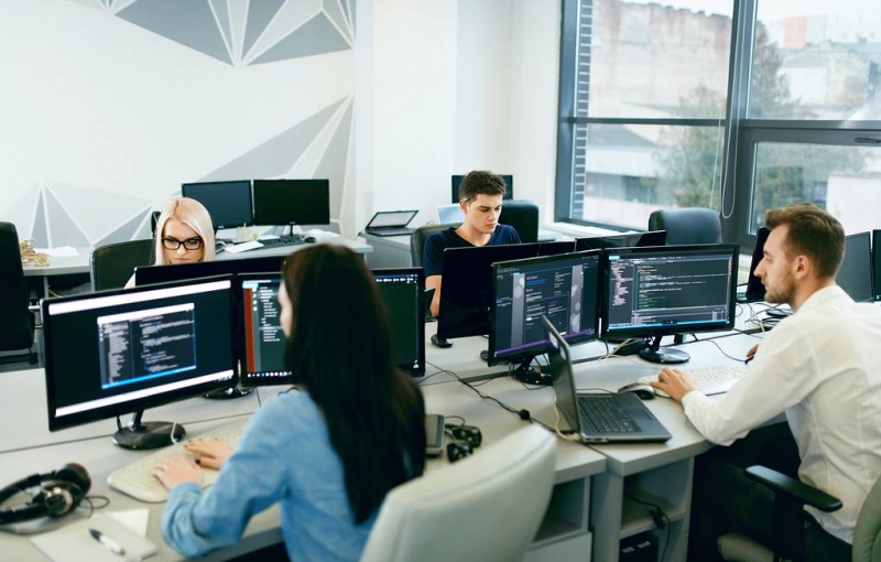 Аналитики назвали самые высокооплачиваемые вакансии для студентов в России