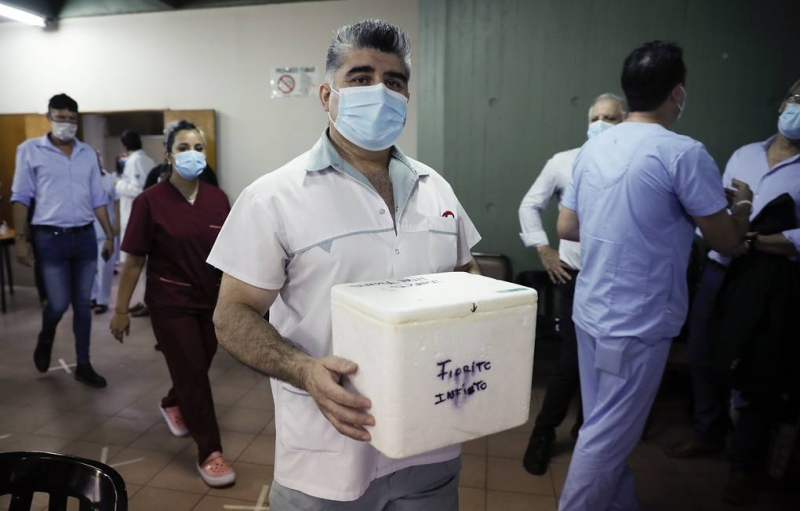 Аргентинские врачи рассказали о вакцинации "Спутником V" в стране

