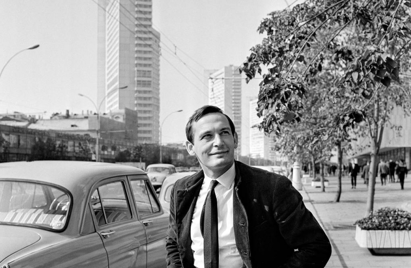 Биография Василия Ланового