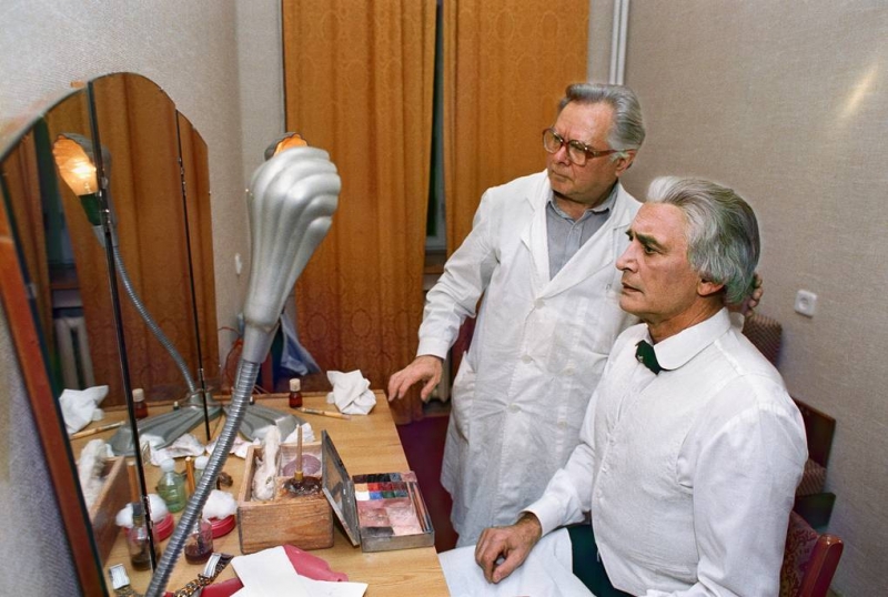 Биография Василия Ланового