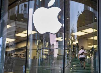 Bloomberg: Apple начала разработку складного iPhone