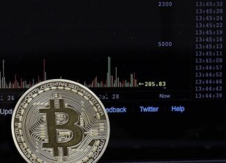 Цена биткойна превысила отметку в $33 тыс.