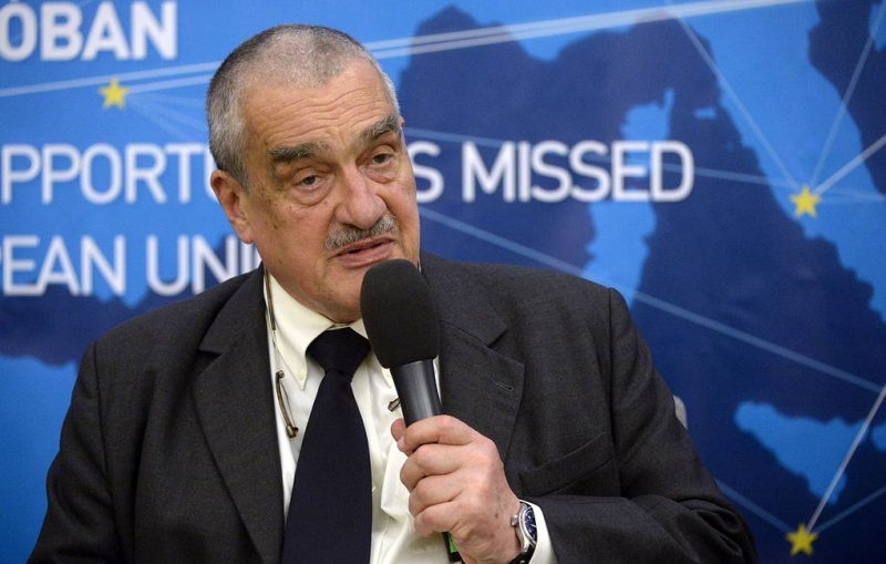 Чешский политик заявил о необходимости как можно скорее урегулировать отношения с Россией