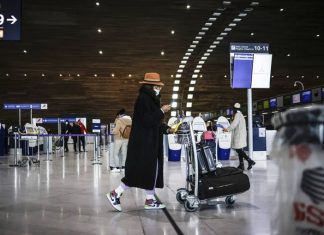 Франция закрывает границы для всех прибывающих из-за пределов ЕС