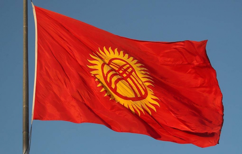 Главу пресс-службы президента Киргизии задержали за вымогательство взятки

