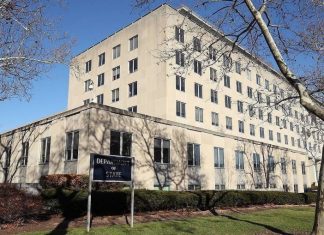 Госдеп: Россия не обращалась к США по поводу отключения связи в генконсульстве в Нью-Йорке