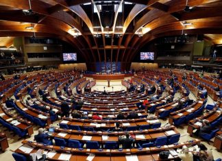 Мониторинговый комитет ПАСЕ рекомендовал сохранить полномочия делегации РФ