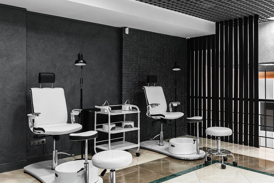 Какой салон красоты посетить в Софиевской Борщаговке