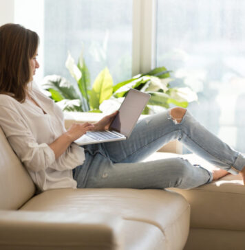 Популярные сайты для веб-моделей