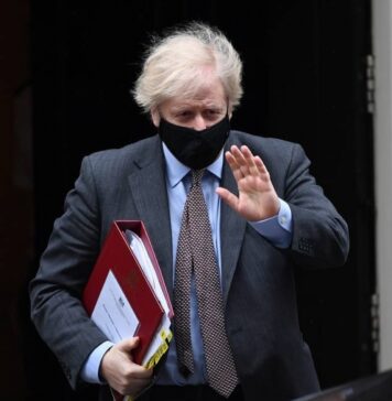 Британский премьер назвал четыре условия отмены ограничительных мер в стране