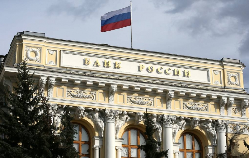 ЦБ может обязать банки поднять лимиты на переводы в Системе быстрых платежей

