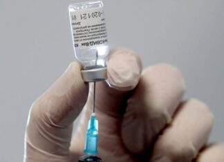 Черногория начала вакцинацию «Спутником V»