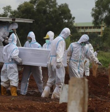 Число умерших из-за коронавируса в мире превысило 2,5 млн