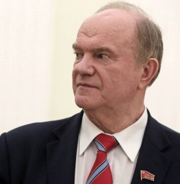 Кремль негативно оценивает заявления Зюганова о задержании депутата-коммуниста Бондаренко