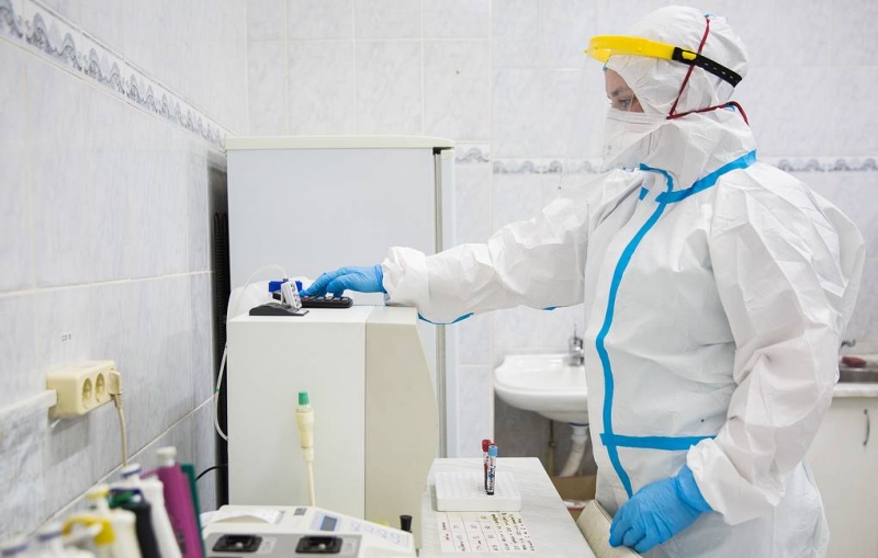 Минздрав одобрил проведение III фазы исследования вакцины "Спутник Лайт"

