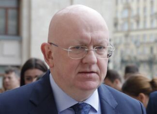 Небензя назвал Берлин и Париж соучастниками преступлений Киева в Донбассе