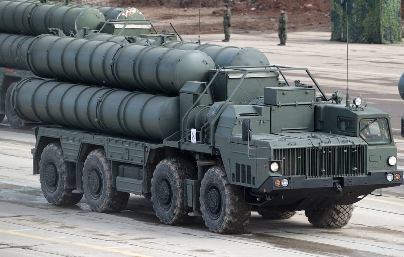 Огневая установка из состава системы С-400 попала в массовое ДТП в Подмосковье

