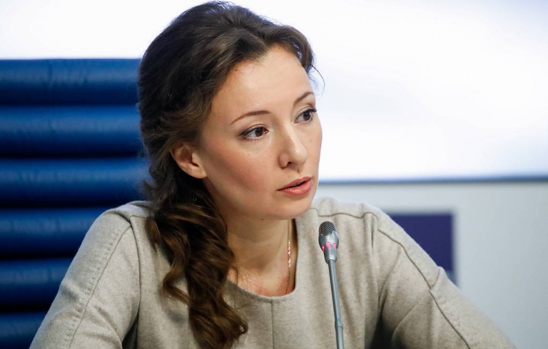 Омбудсмен взяла на личный контроль жизнеустройство детей, которых мать оставила на морозе