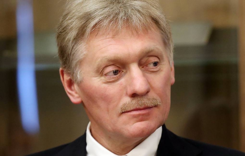 Песков заявил, что отказ от службы по призыву сейчас не обсуждается