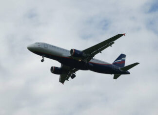 Подавший сигнал тревоги самолет Москва — Амстердам штатно сел в Шереметьево