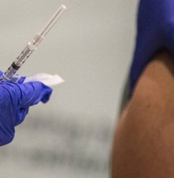 Регулятор США одобрил применение вакцины Johnson & Johnson от коронавируса