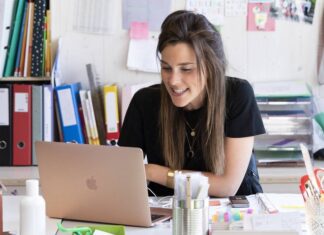 Россияне смогут видеть свои покупки в личных кабинетах на сайте ФНС