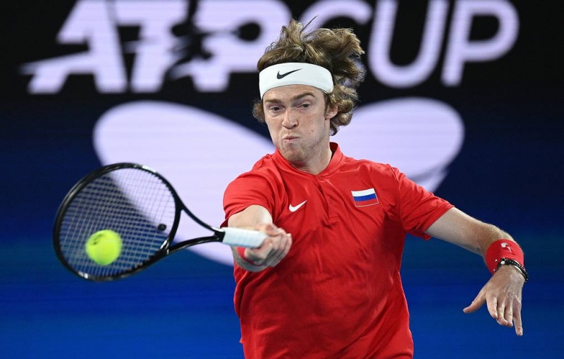 Сборная России повела в счете в финальном матче Кубка АТР с командой Италии