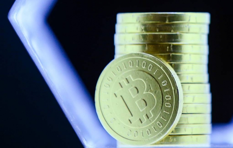 Стоимость биткойна впервые достигла $45 тыс.