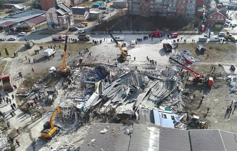 В МВД заявили, что версия теракта в торговом центре во Владикавказе исключена