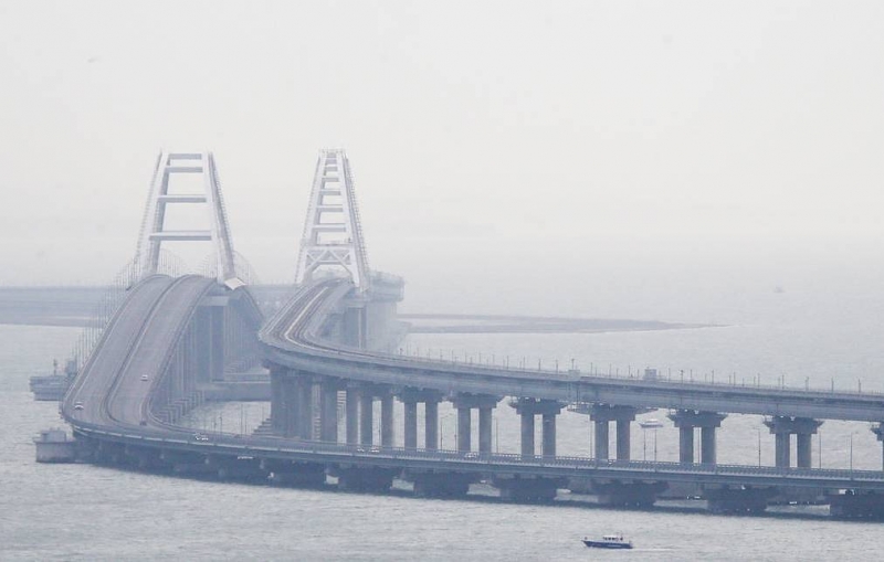 Все ограничения в работе Крымского моста сняли