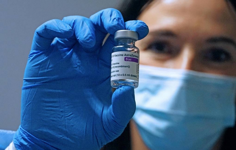 AstraZeneca заявила о безопасности вакцины на фоне приостановки ее применения в ряде стран