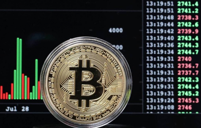 Биткойн вырос до $51 302