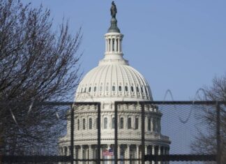 Bloomberg: США и Британия рассматривают возможность дополнительных санкций против России