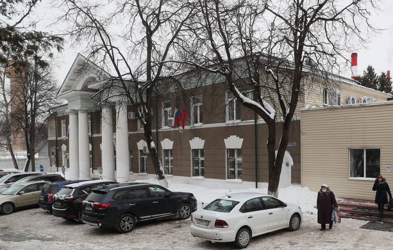 Центр Чумакова начал производство вакцины от коронавируса для гражданского оборота

