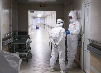 Число заразившихся коронавирусом в Москве превысило 1 млн