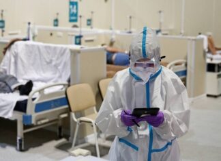 Эксперт рассказала, когда заболеваемость COVID-19 может заметно снизиться