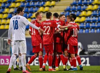 Футболисты молодежной сборной России разгромили исландцев в первом матче чемпионата Европы