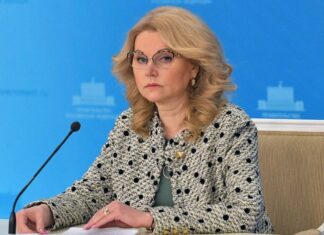 Голикова допустила, что прививки от коронавируса могут стать регулярными